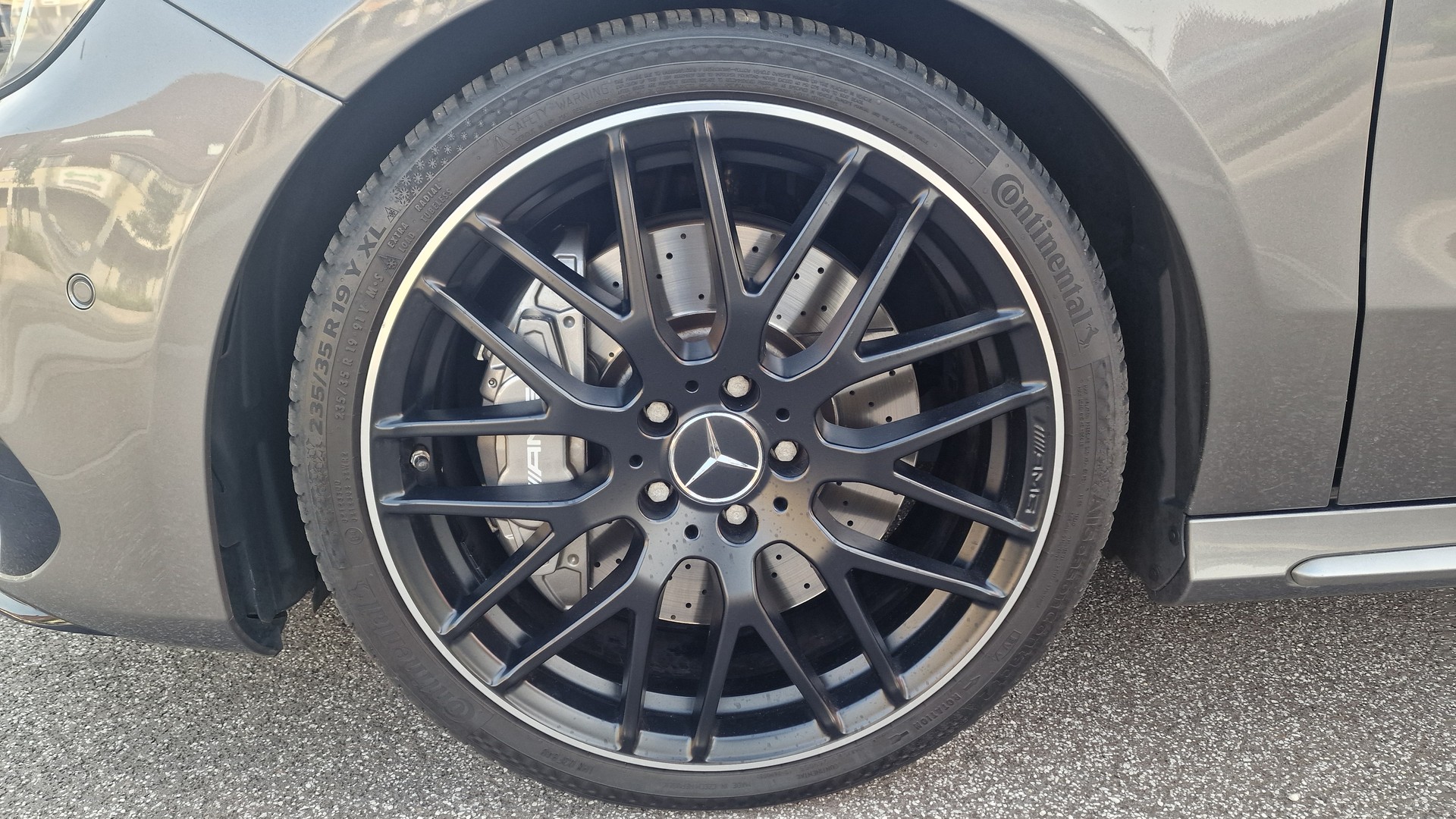 MERCEDES-BENZ A 45 AMG 4Matic-image-30