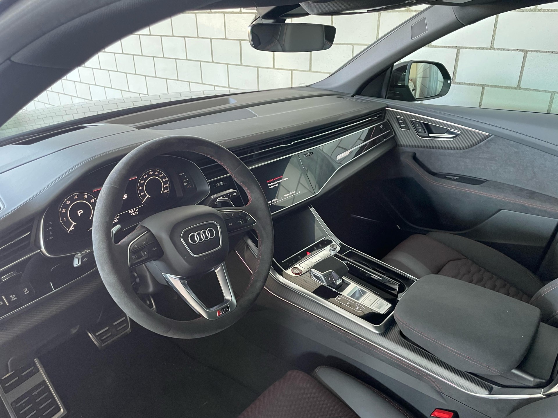 AUDI RSQ8 performance quattro Modell 2025 - ABT 720 PS / 950 NM "Der Urus-Killer"-showroom-element-2