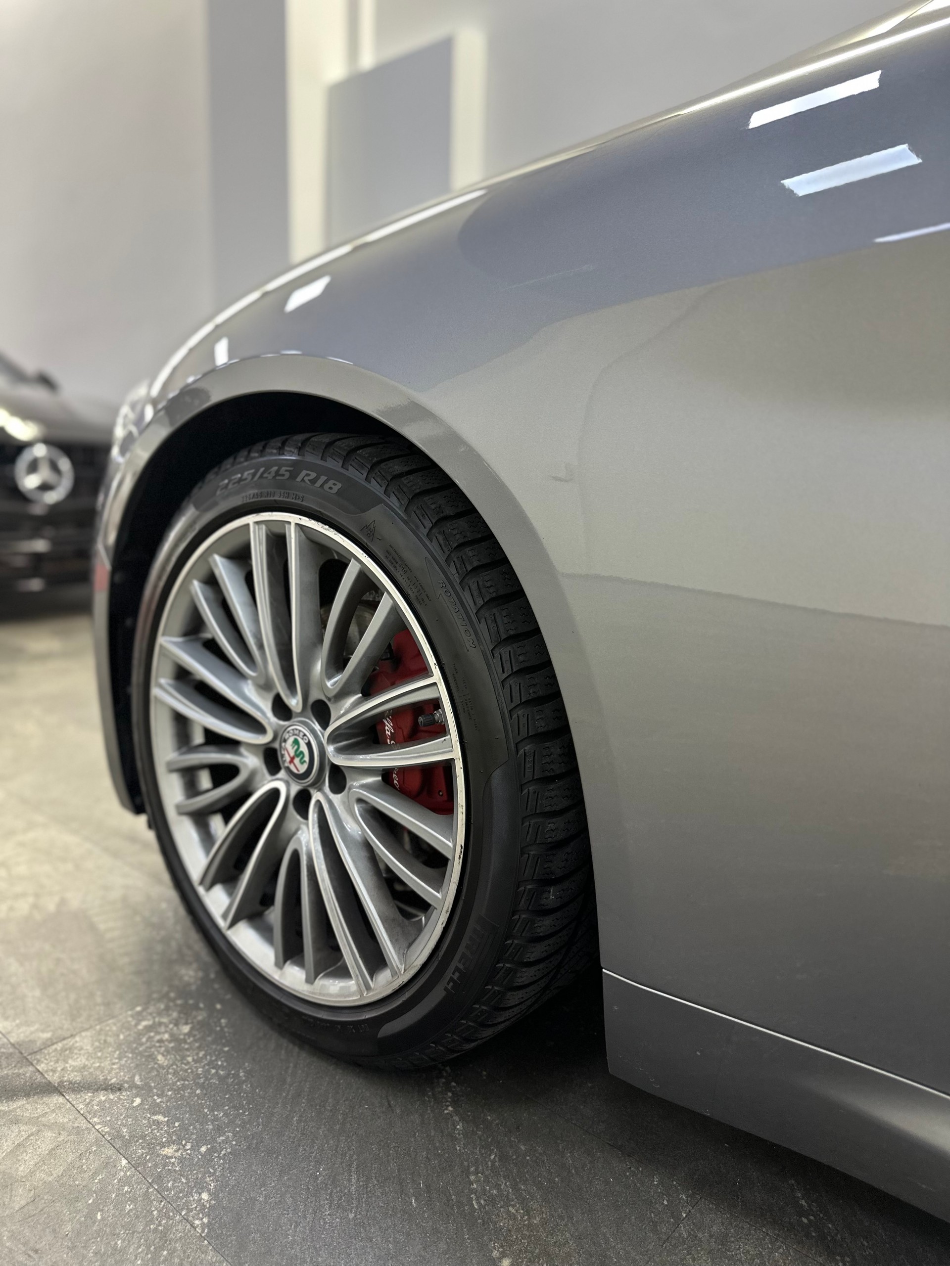 ALFA ROMEO Giulia 2.0 Super Automatic-showroom-element-3