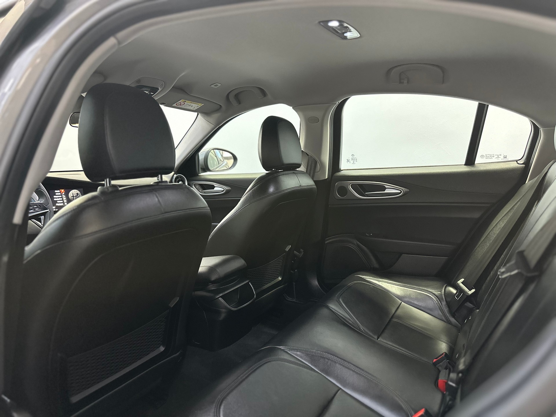 ALFA ROMEO Giulia 2.0 Super Automatic-image-12