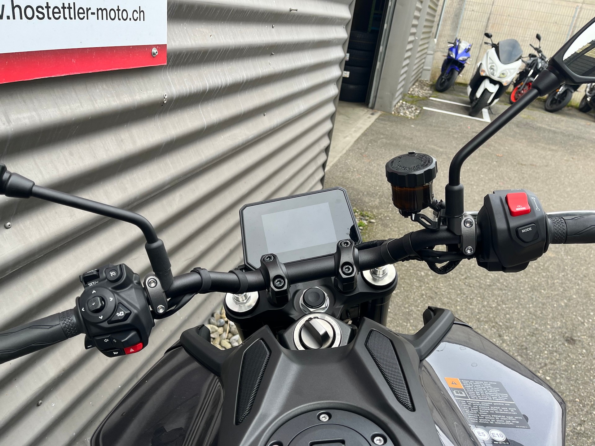 YAMAHA MT-09 Y-AMT-image-8