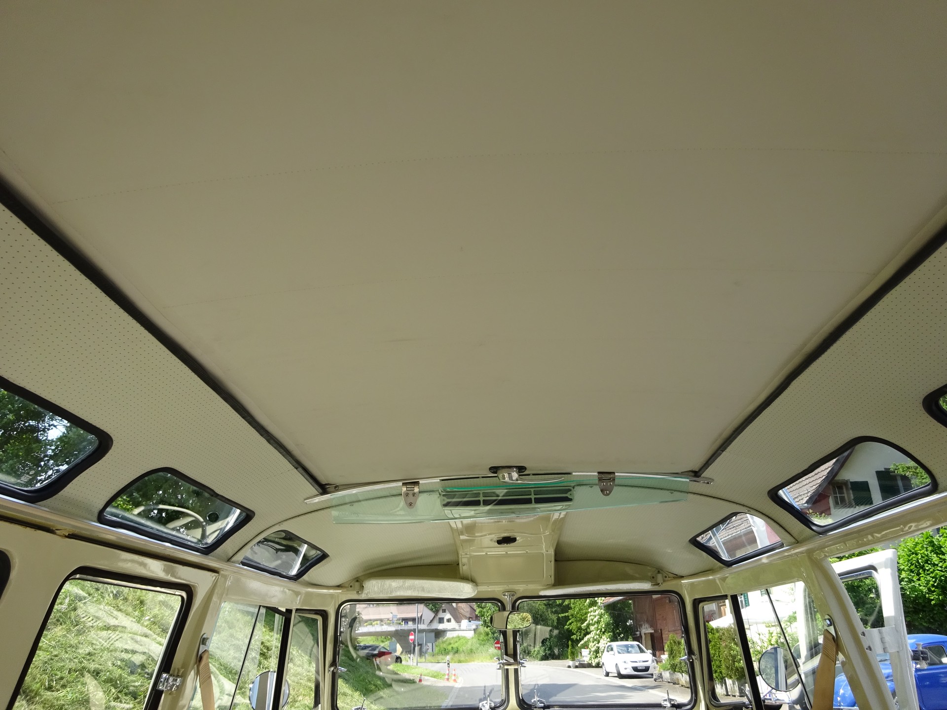 VW T1 Bulli Samba-image-13