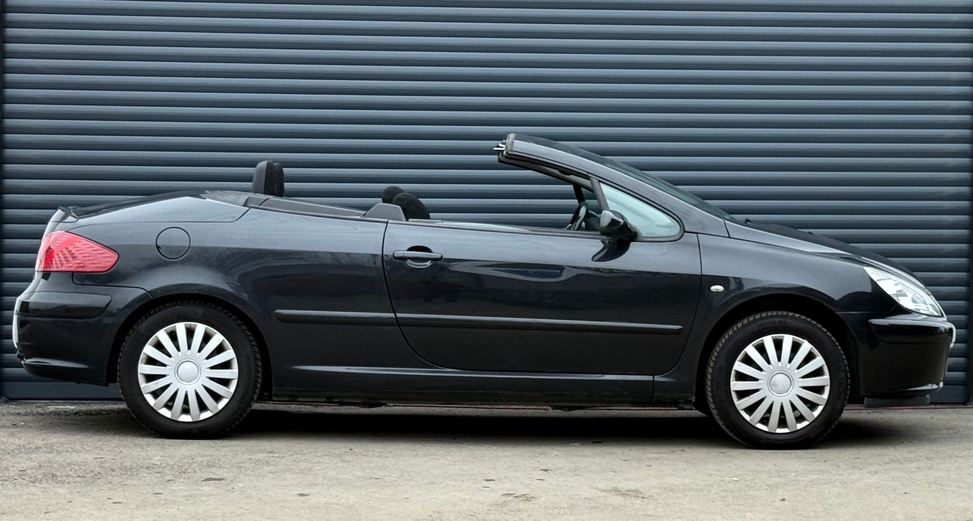 PEUGEOT 307 CC 2.0 16V-image-3