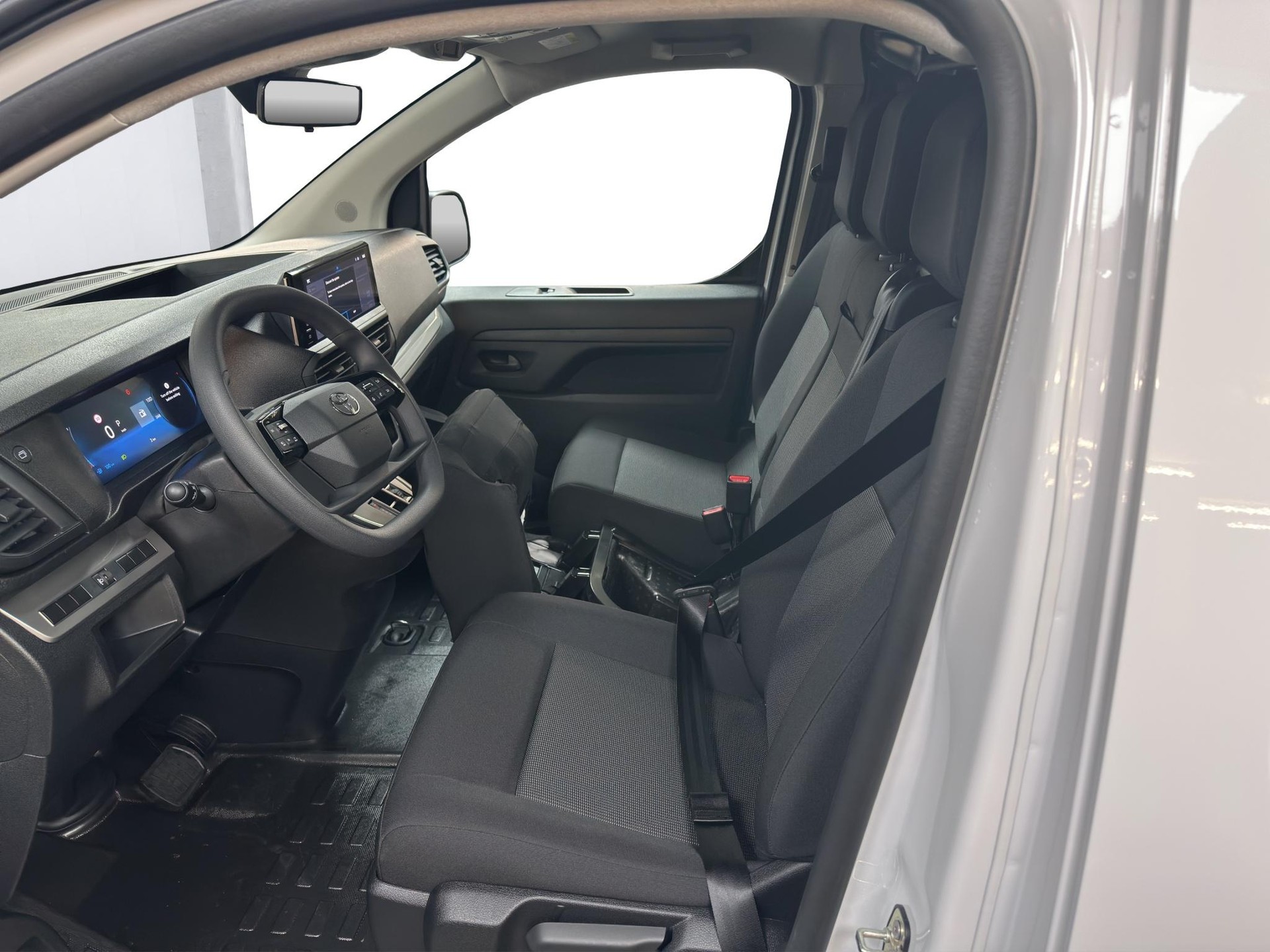 TOYOTA PROACE Van L1 2.2 D Advanced-image-7