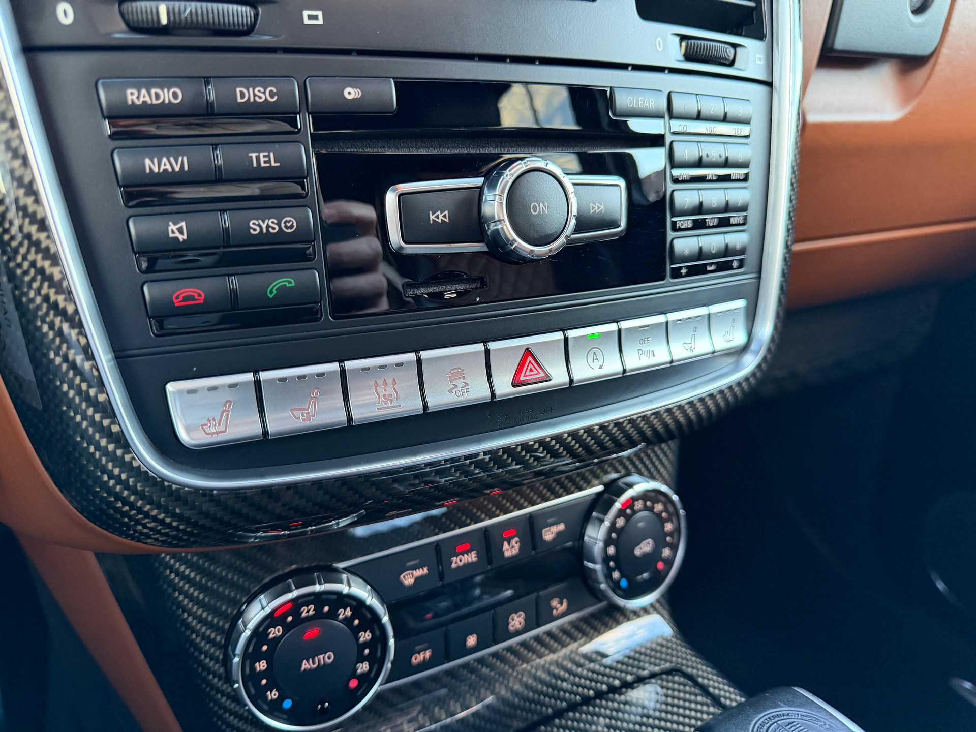 MERCEDES-BENZ G 63 AMG Edition 463 Speedshift Plus 7G-Tronic-image-13
