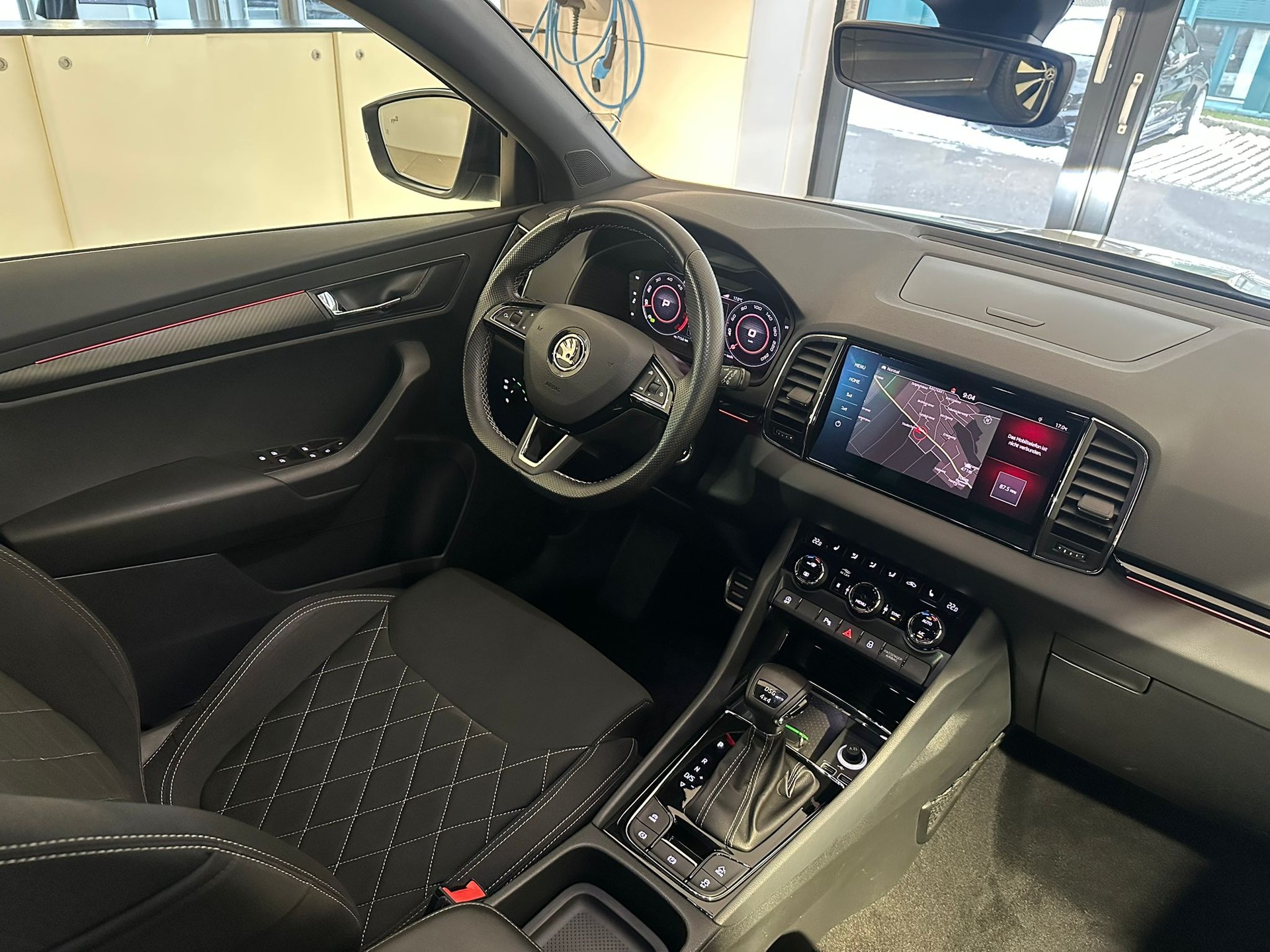 SKODA Karoq 2.0TDI SportLine 4x4-image-7