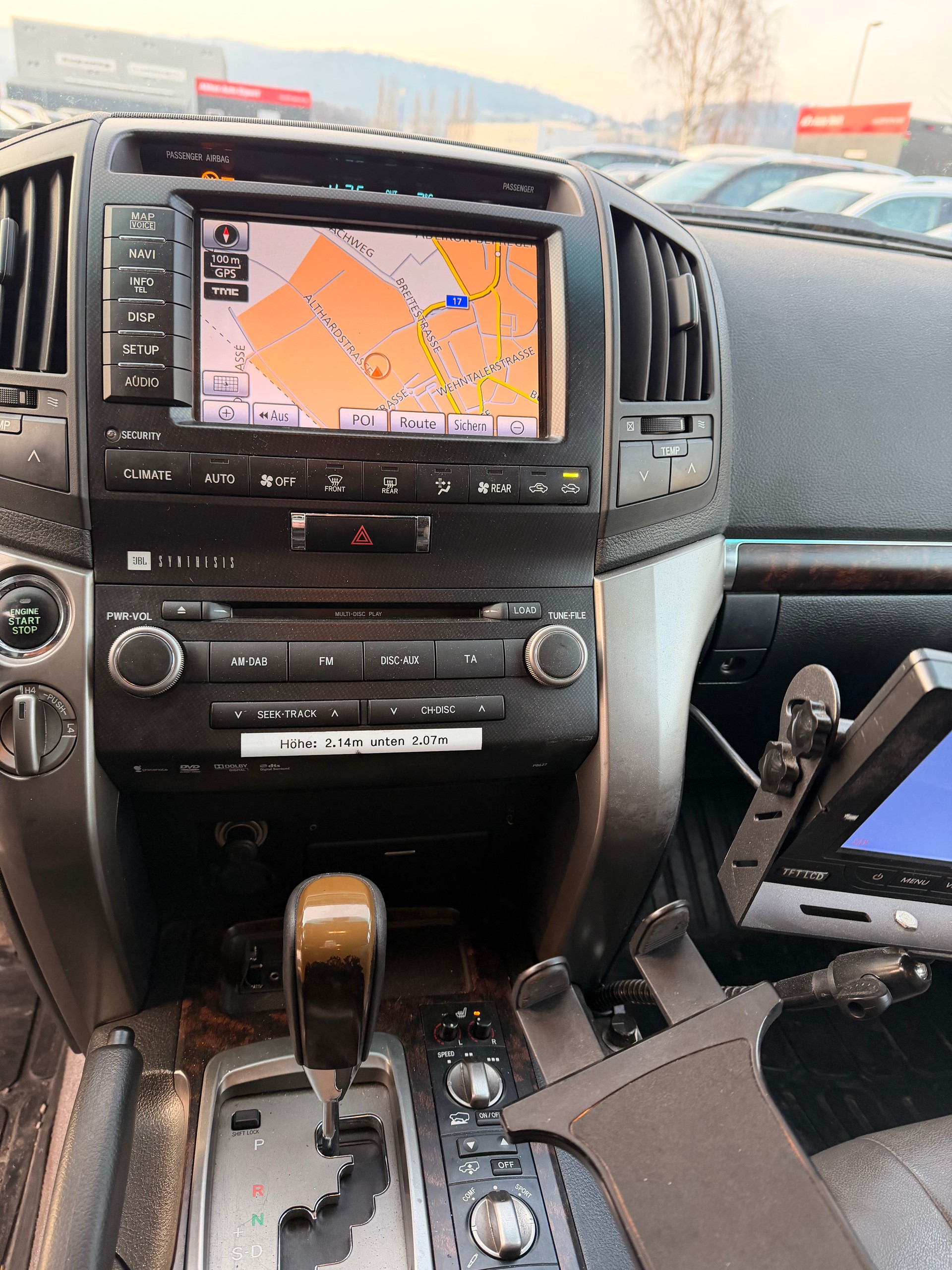 TOYOTA Land Cruiser V8 4.5 D-4D Linea Luna **6000 Kg (AHK)** original Farbe schwarz**-image-9