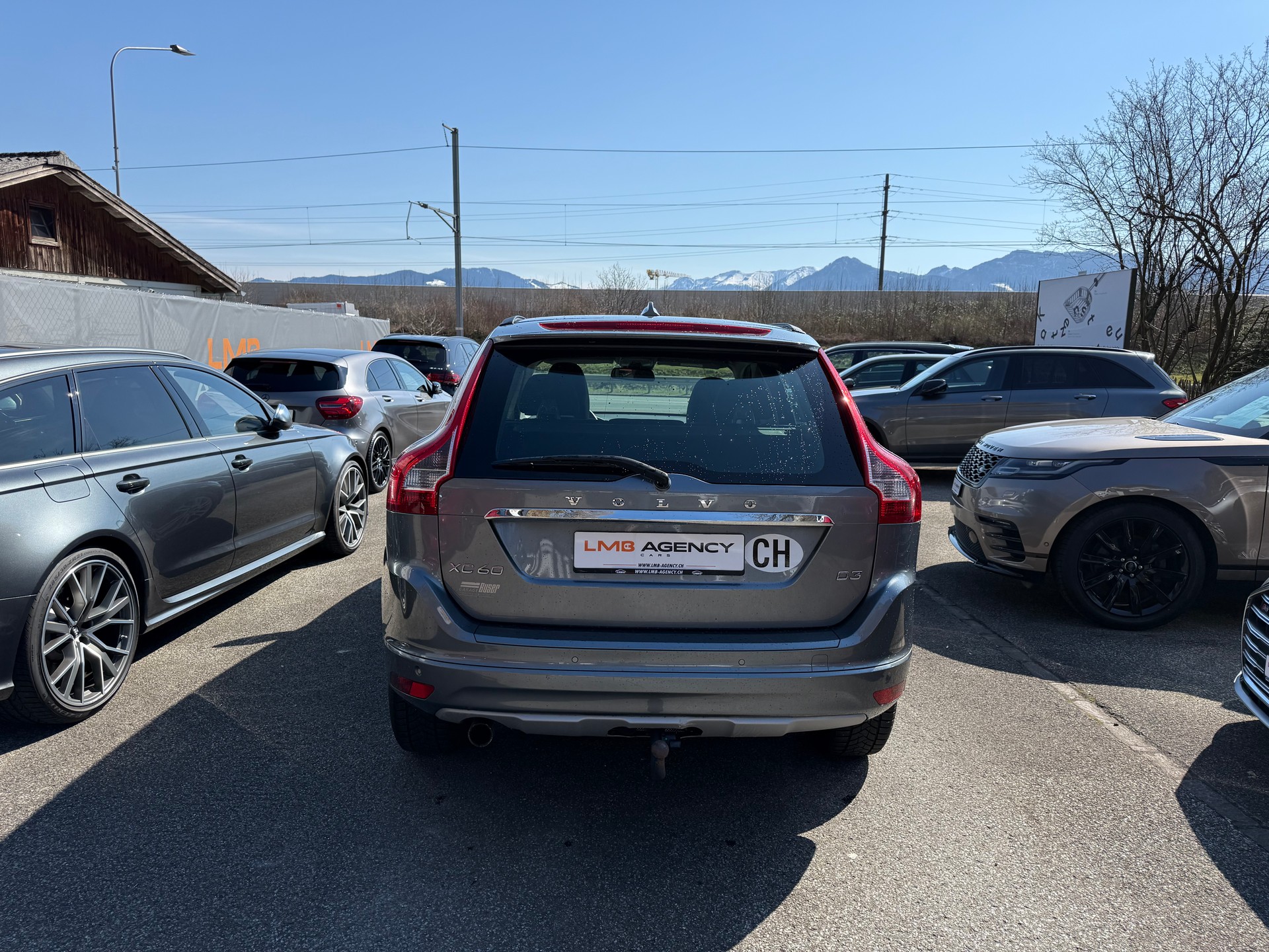 VOLVO XC60 D3 Kinetic-image-4