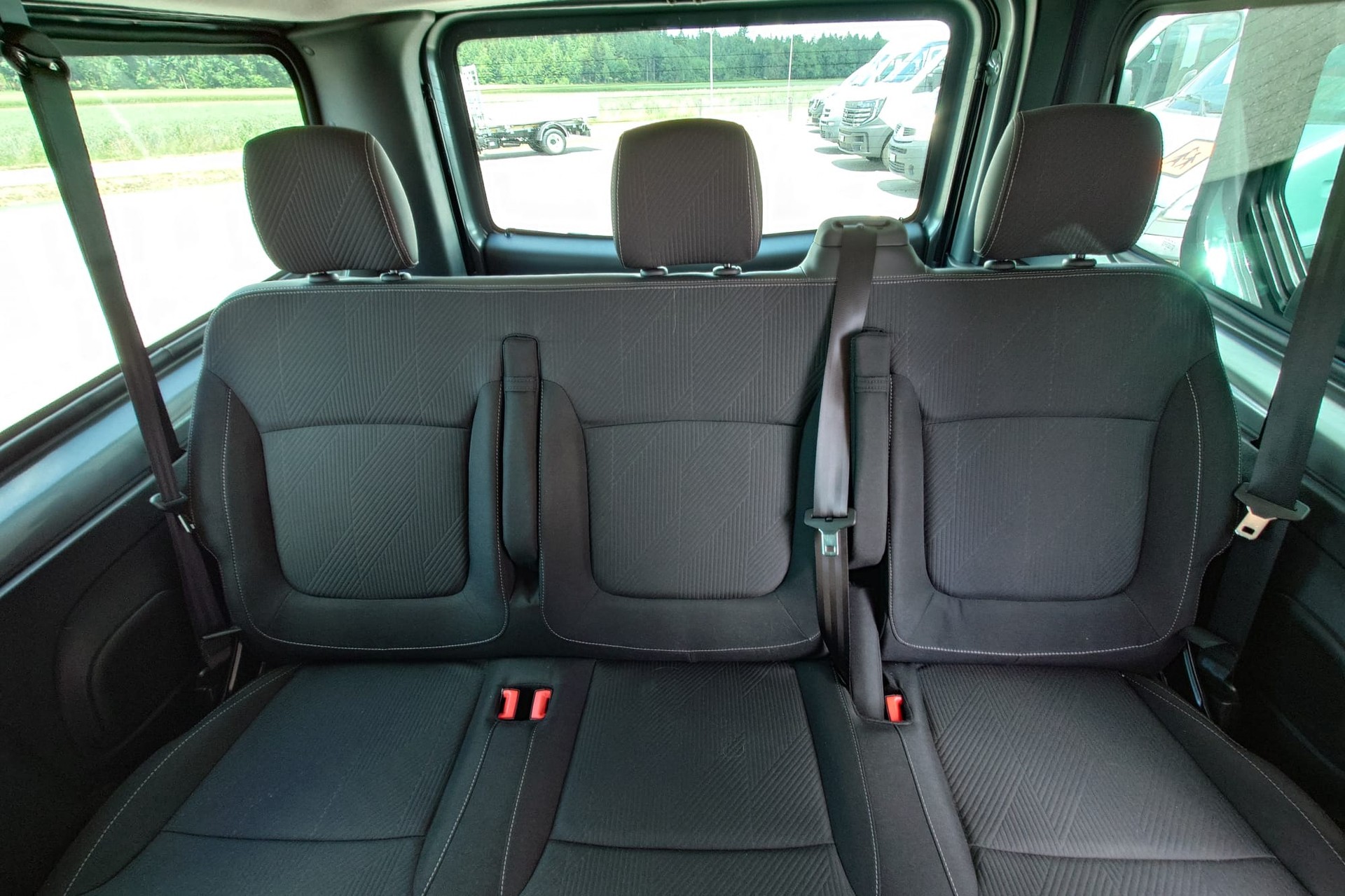 NISSAN Primastarr Kombi 3.0 t L2 H1 2. Tekna-image-7