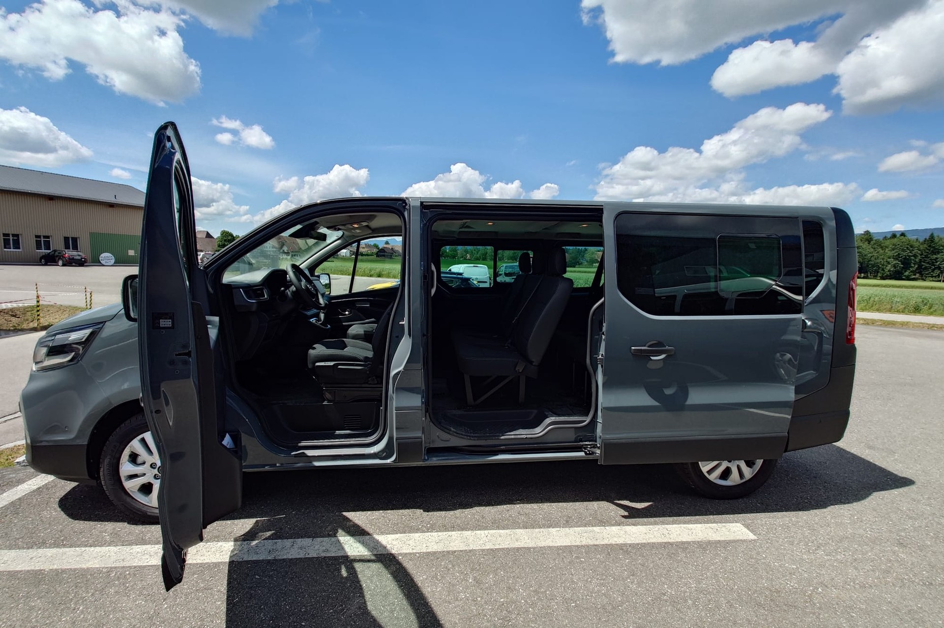 NISSAN Primastarr Kombi 3.0 t L2 H1 2. Tekna-image-6