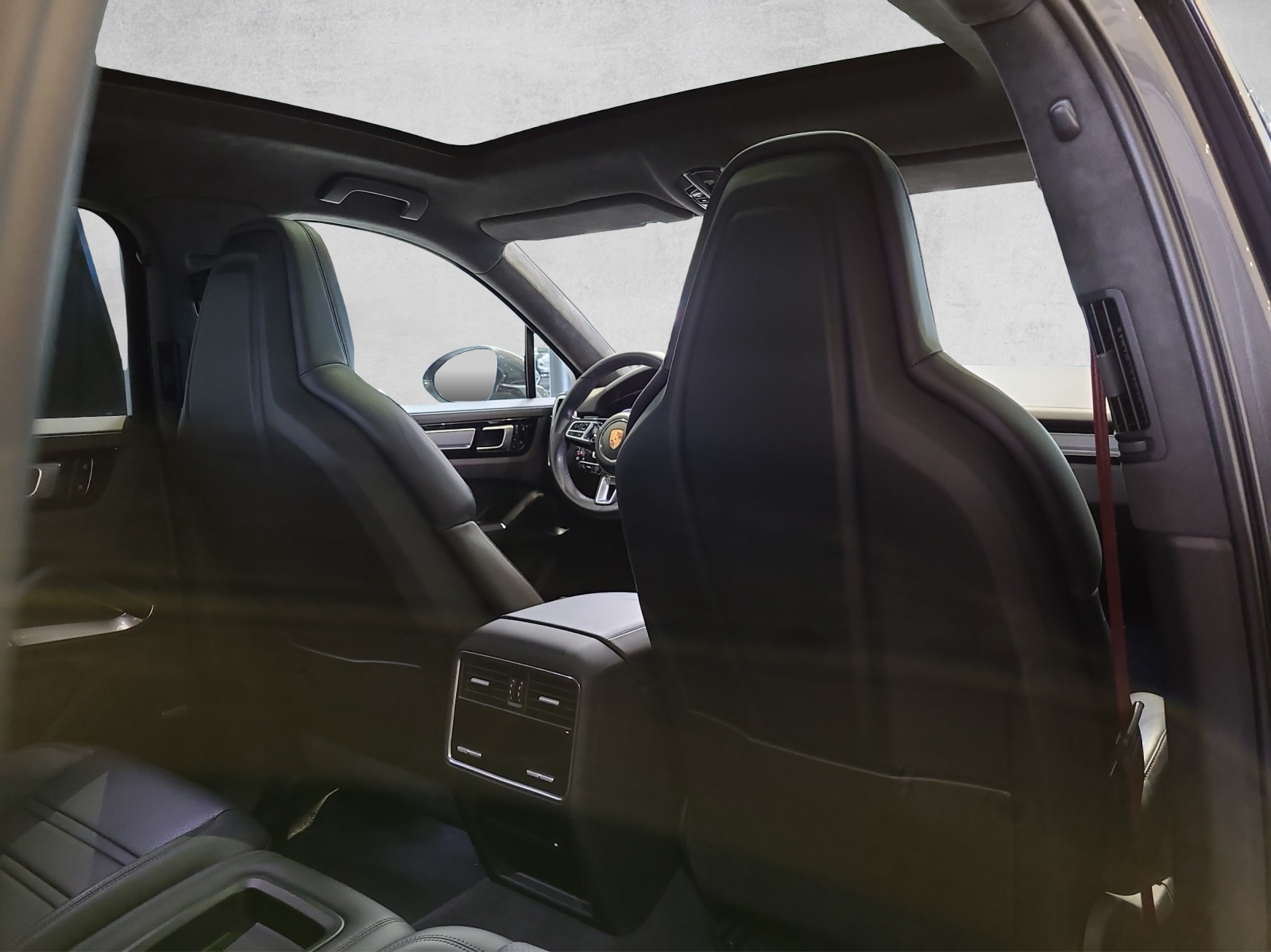PORSCHE Cayenne Turbo Coupé-image-14