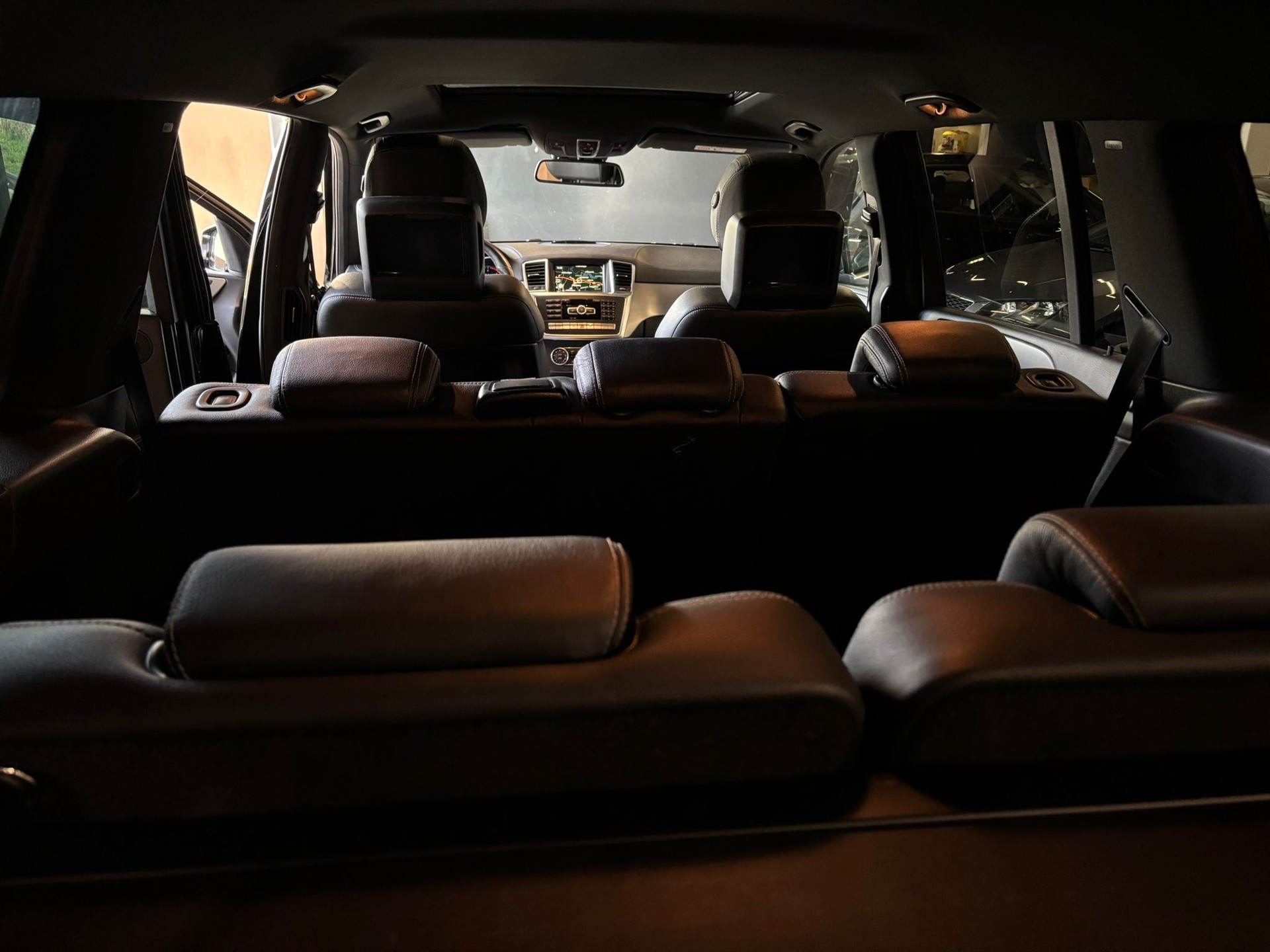 MERCEDES-BENZ GL 350 BlueTEC 4Matic 7G-TRONIC-image-11