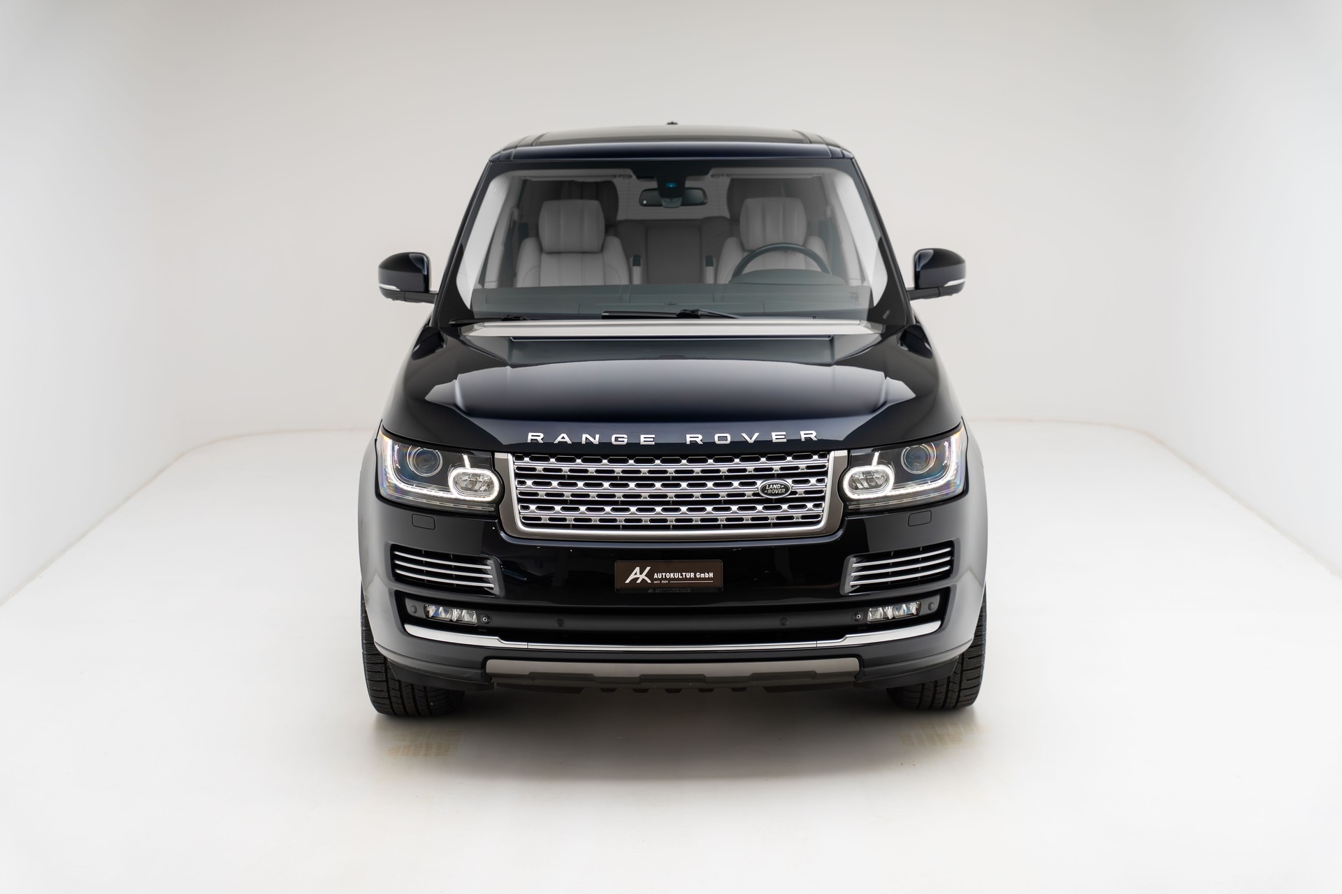 LAND ROVER Range Rover 4.4 SDV8 Autobiography-showroom-element-1