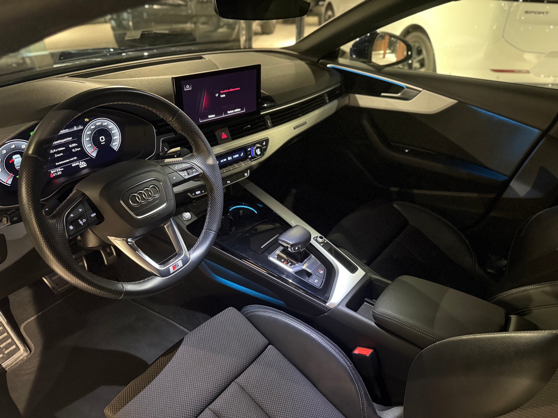AUDI A5 Sportback 45 TFSI S-Line S-tronic quattro-image-8