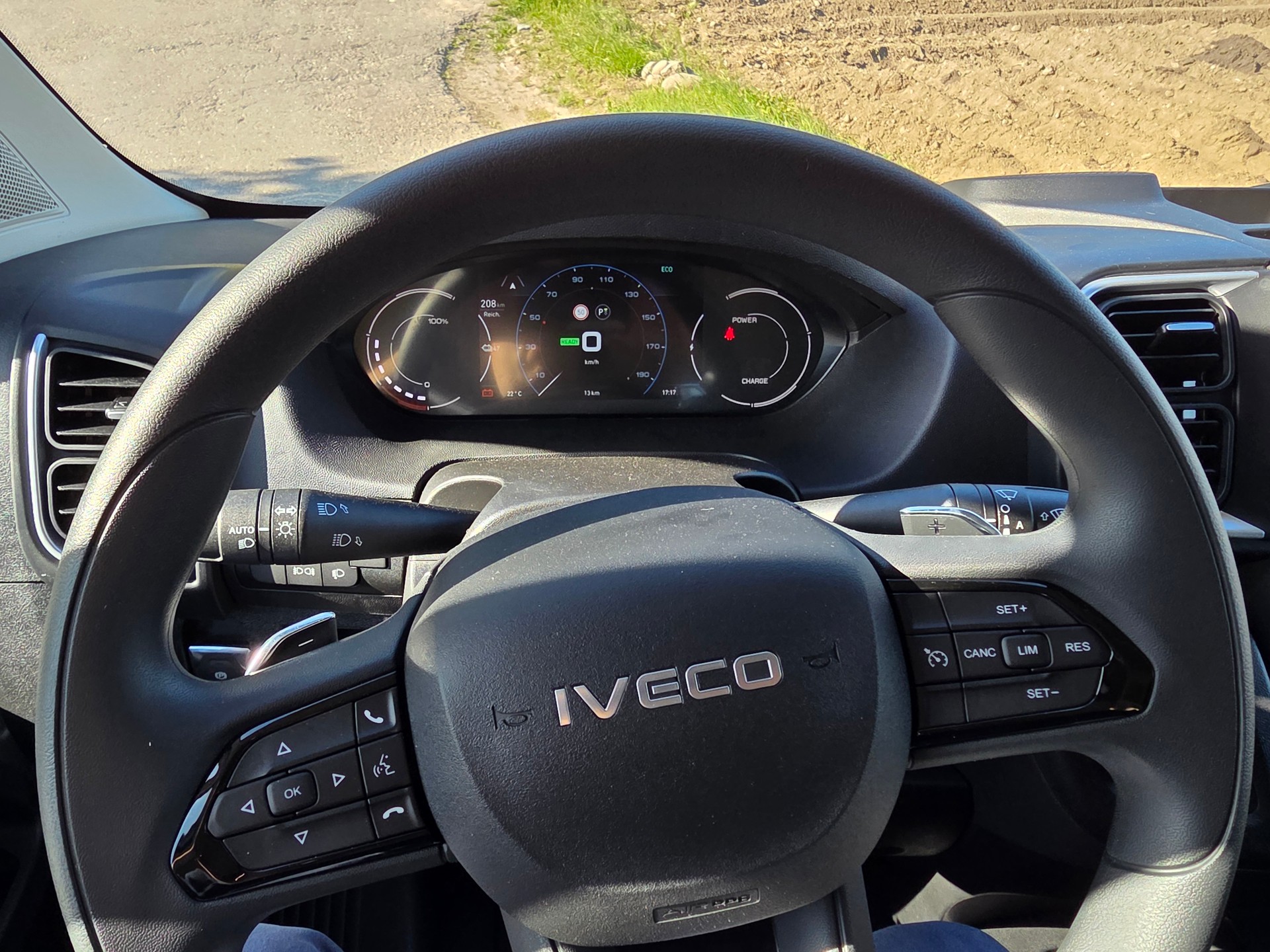 IVECO eSuperJolly 42F20-image-12