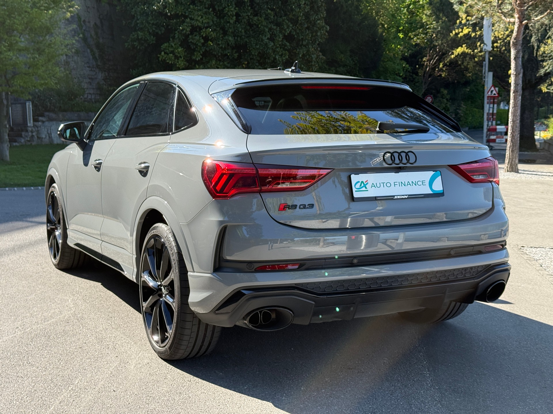 AUDI RS Q3 Sportback quattro S tronic-image-25