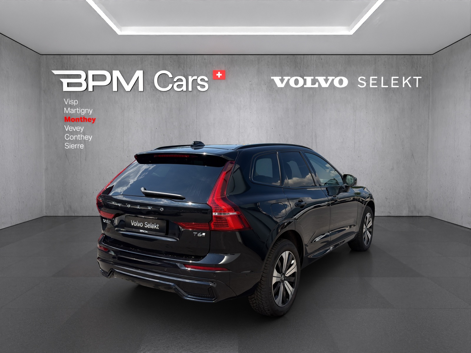 VOLVO XC60 T6 eAWD PluginHybrid Plus Dark Geartronic-showroom-element-3