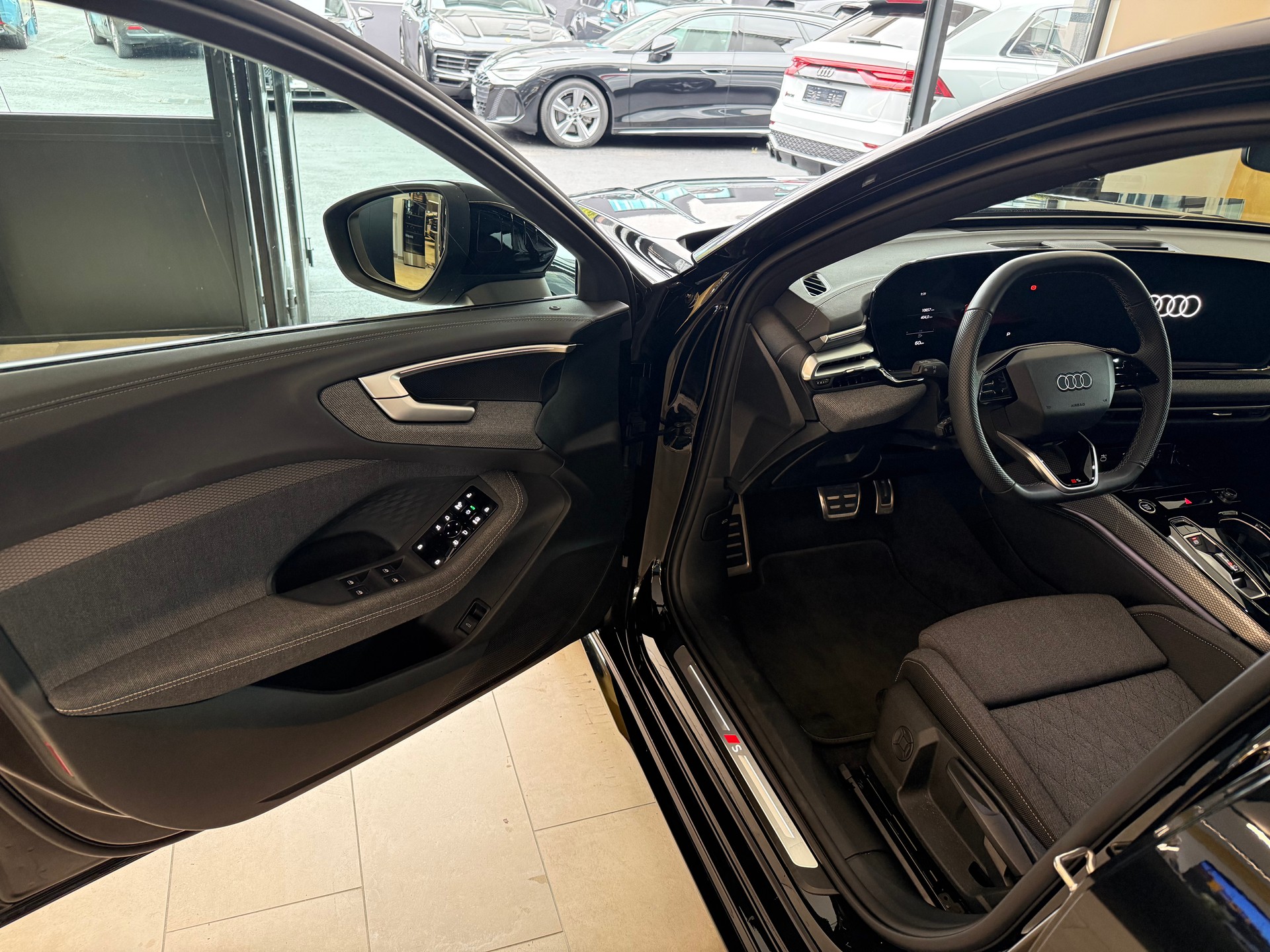 AUDI A5 2.0 TFSI AVANT S TRONIC S LINE PLUS-image-8