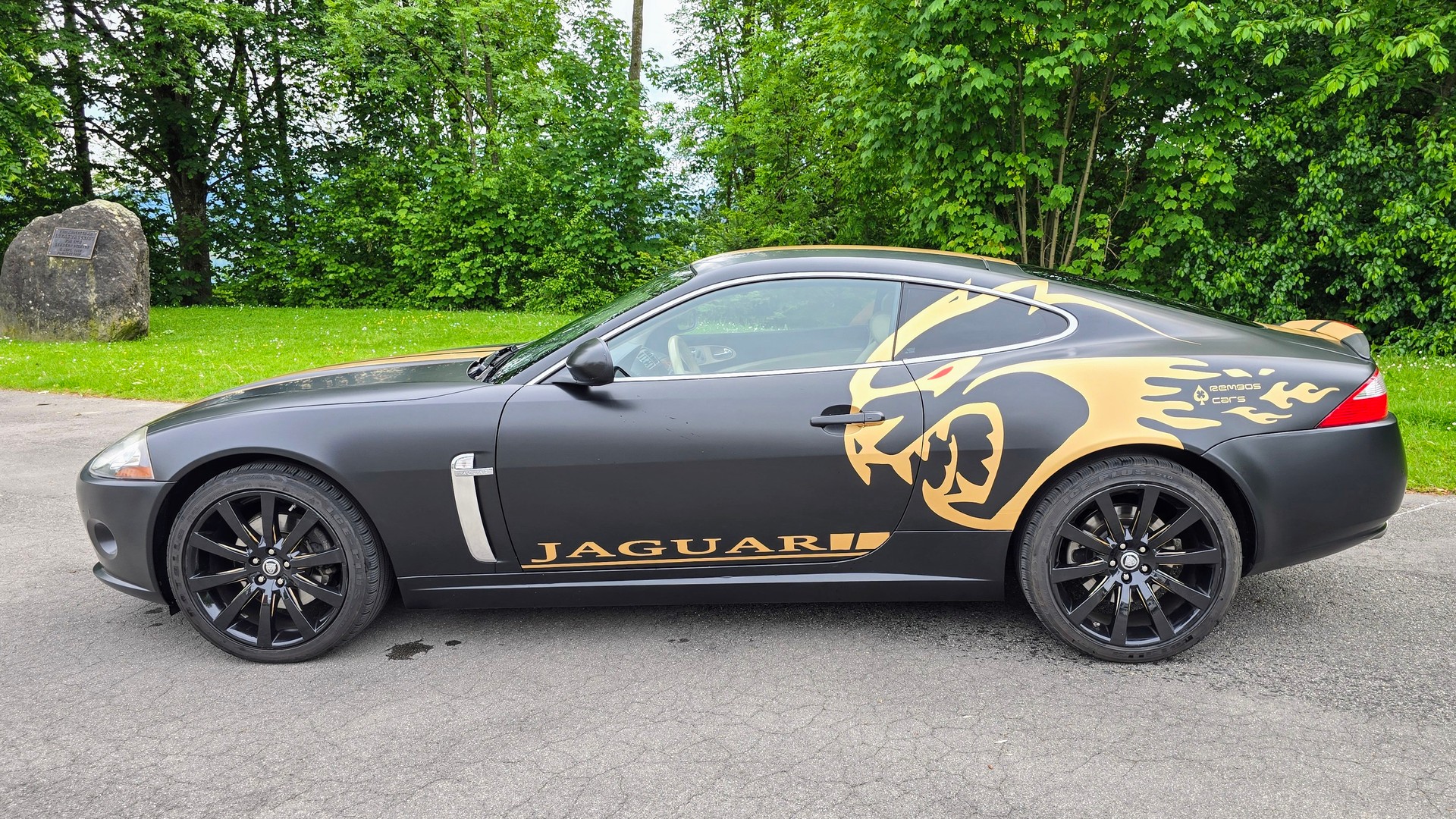 JAGUAR 4.2 V8-image-1