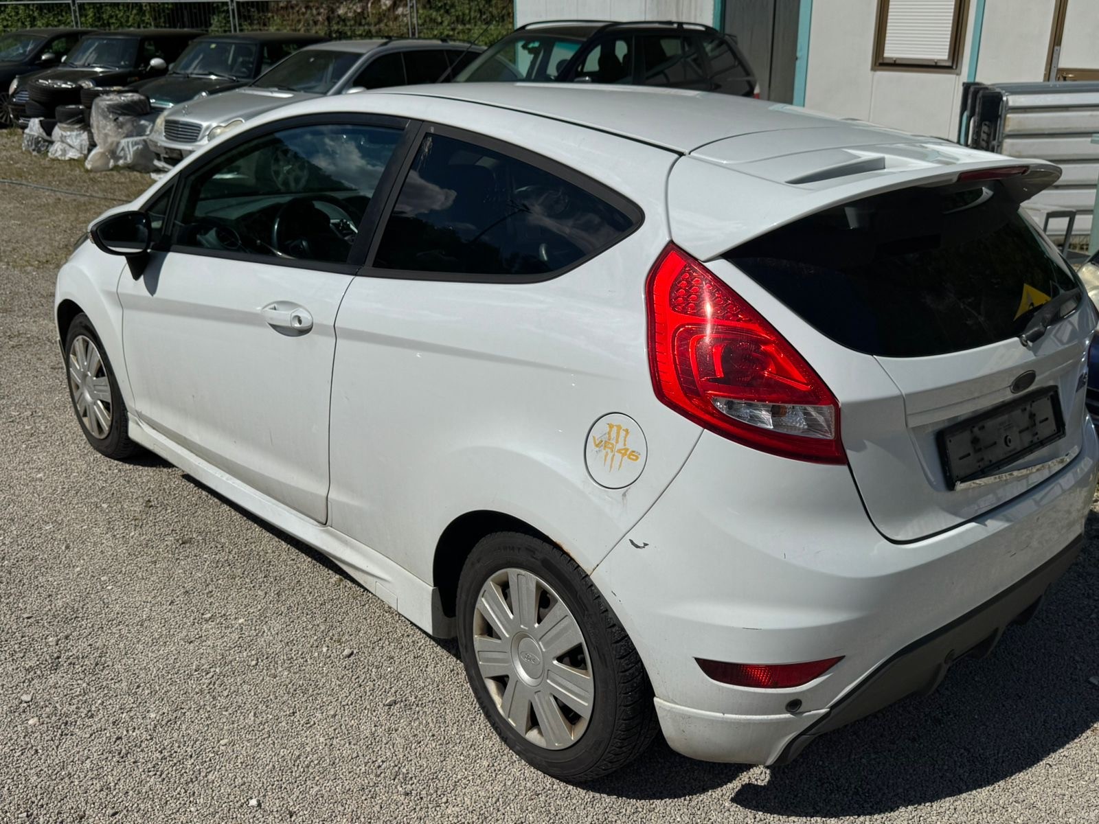 FORD Fiesta 1.6 16V Titanium-image-2