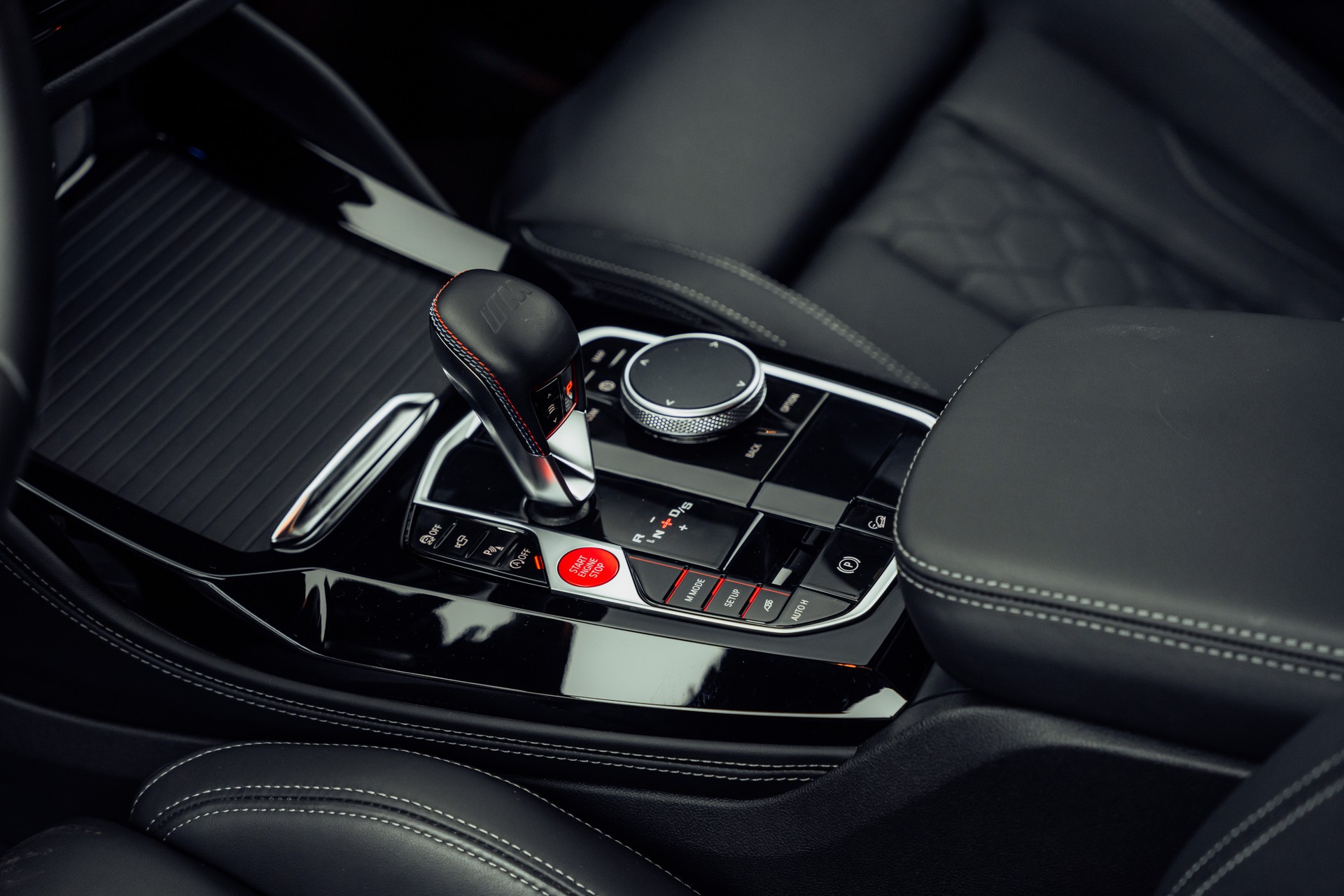 BMW X4M xDrive Competition Steptronic-image-14