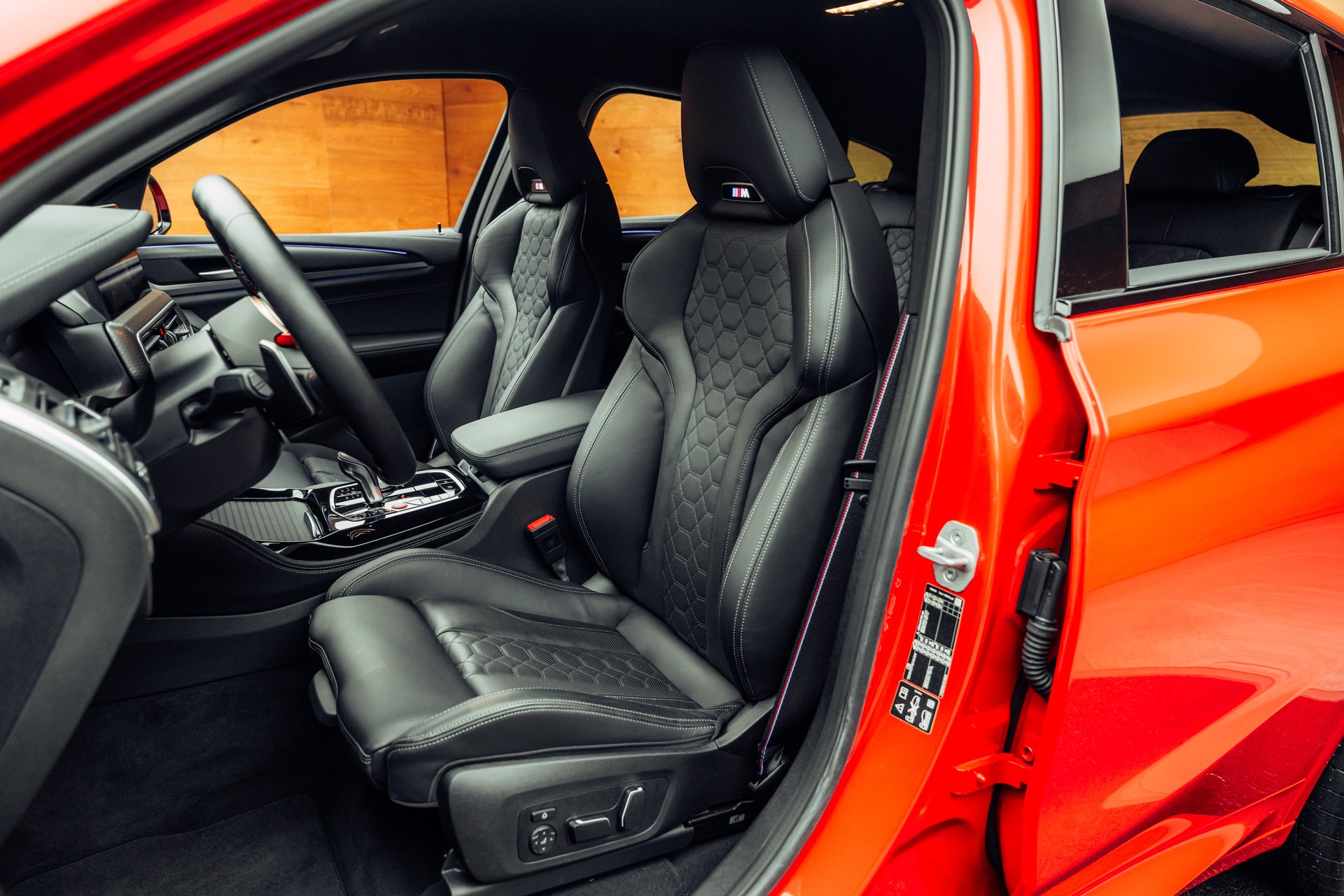 BMW X4M xDrive Competition Steptronic-image-5