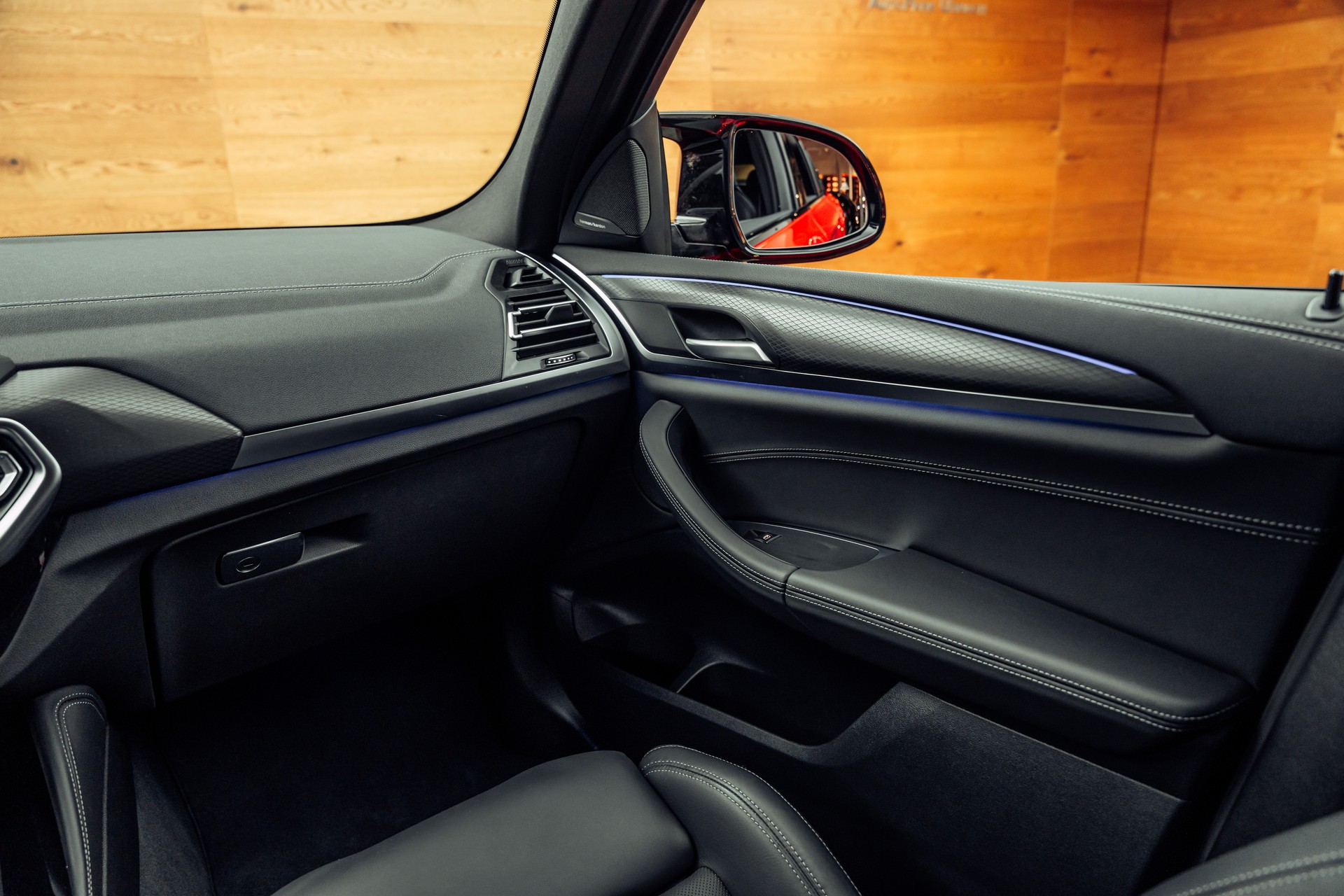 BMW X4M xDrive Competition Steptronic-image-10