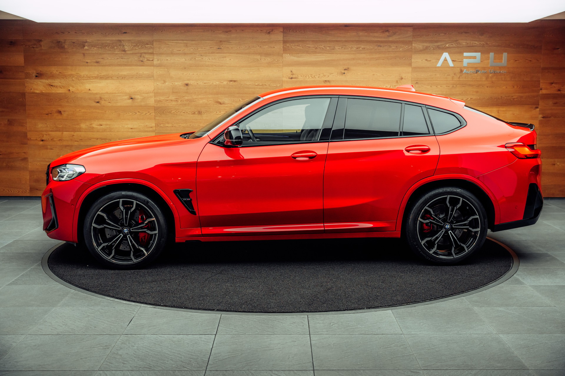 BMW X4M xDrive Competition Steptronic-image-9