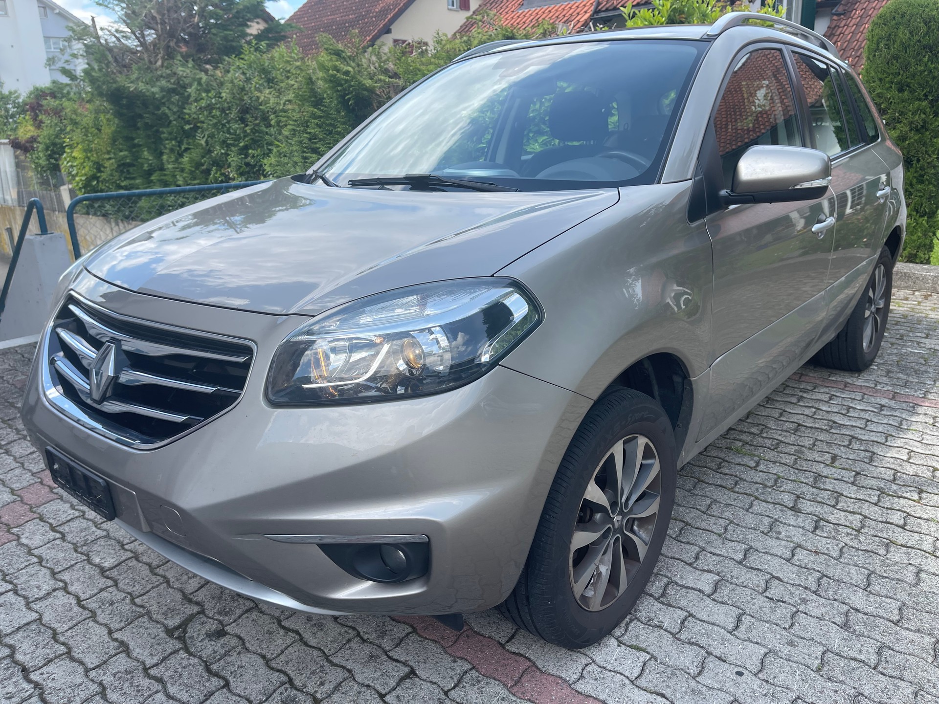 RENAULT Koleos 2.5 Dynamique 4x4-image-3