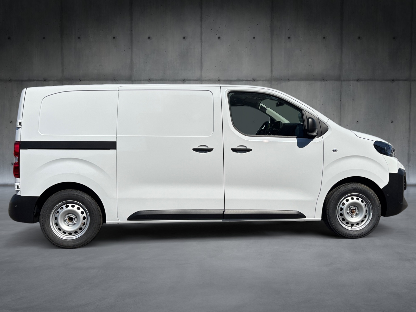 PEUGEOT Expert 1.5 BlueHDi 120 S&S Standard-image-4