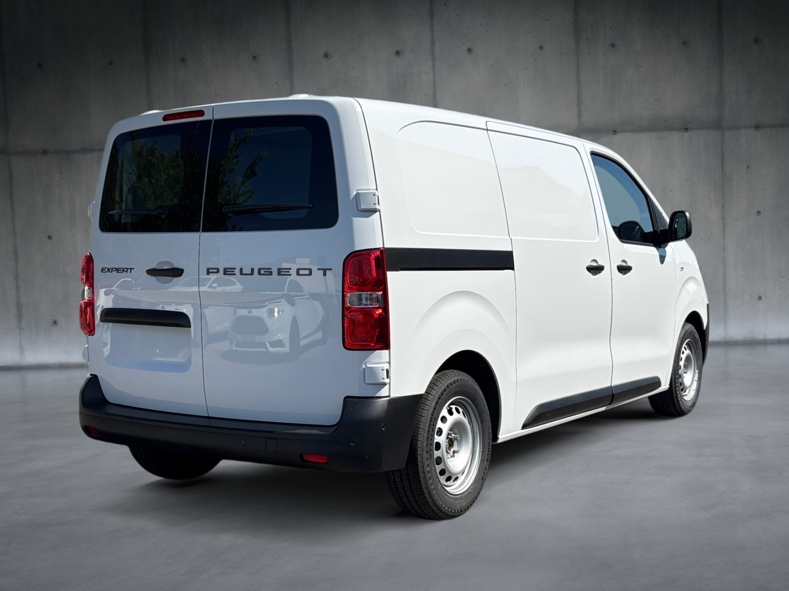 PEUGEOT Expert 1.5 BlueHDi 120 S&S Standard-showroom-element-3