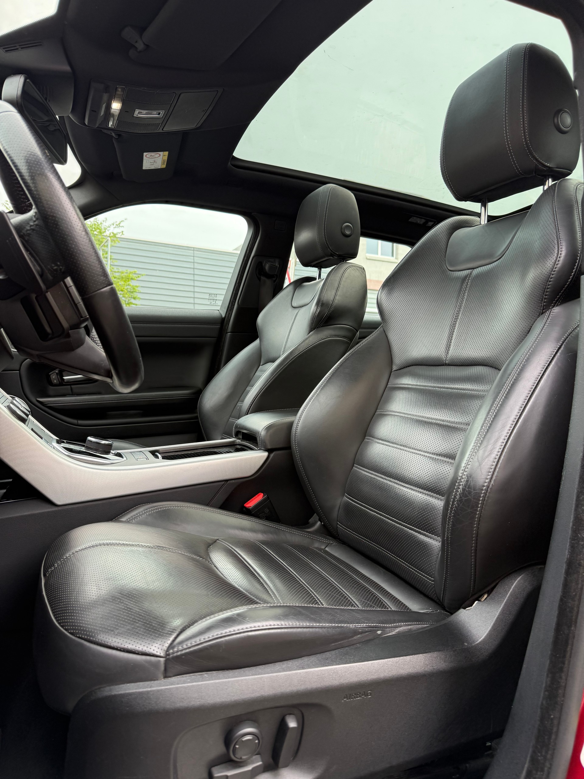 LAND ROVER Range Rover Evoque 2.0 Si4 HSE Dynamic AT9-image-8