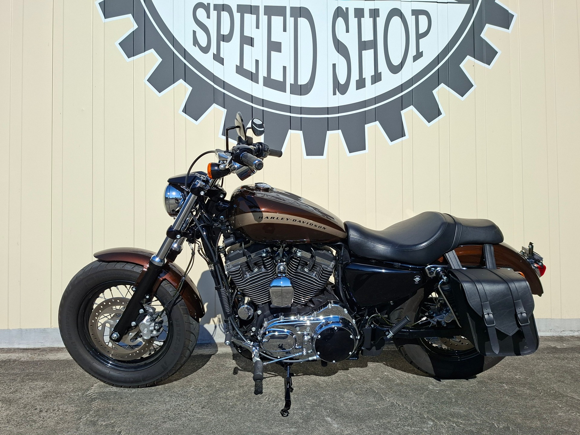 HARLEY-DAVIDSON XL 1200 C Sportster Custom ABS-image-3