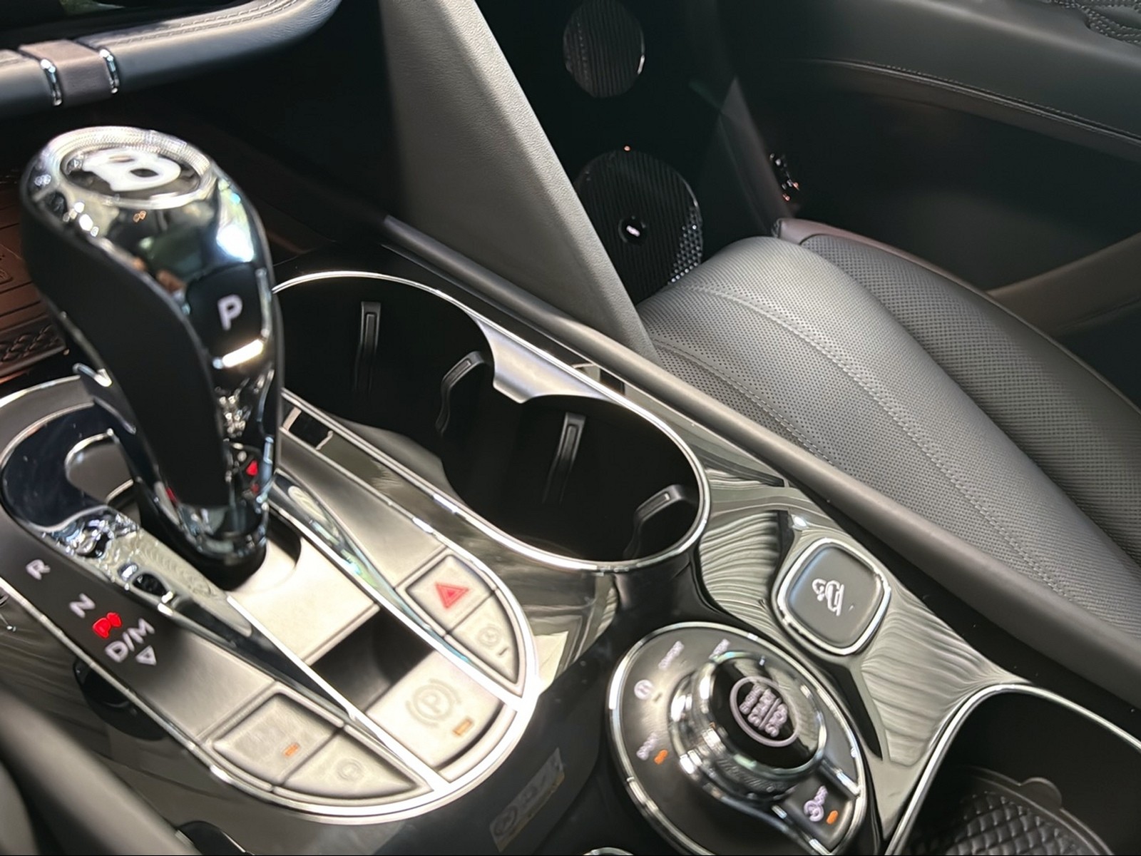 BENTLEY Bentayga SPEED V8-image-14