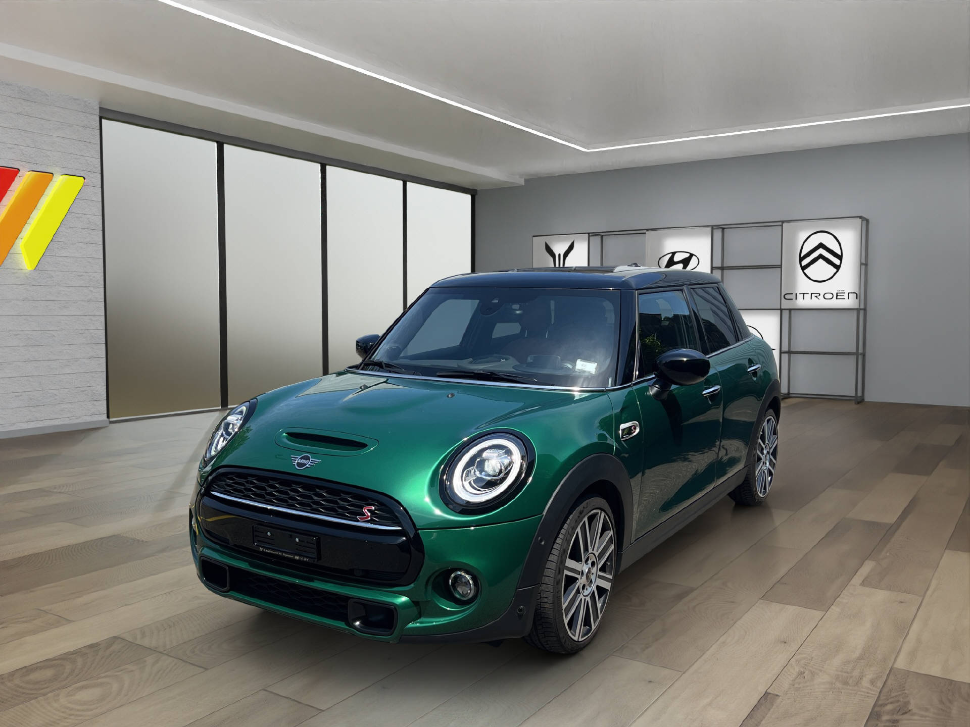 MINI Mini F55 2.0i Cooper S-image-1