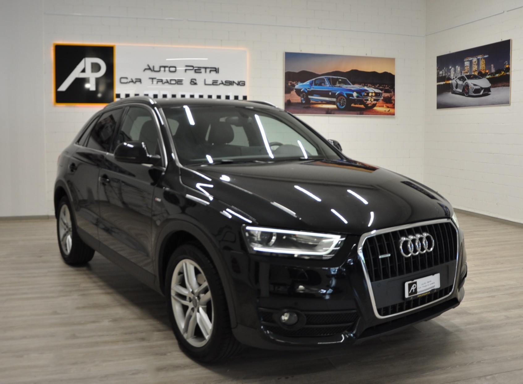 AUDI Q3 2.0 TDI quattro S-tronic-image-6