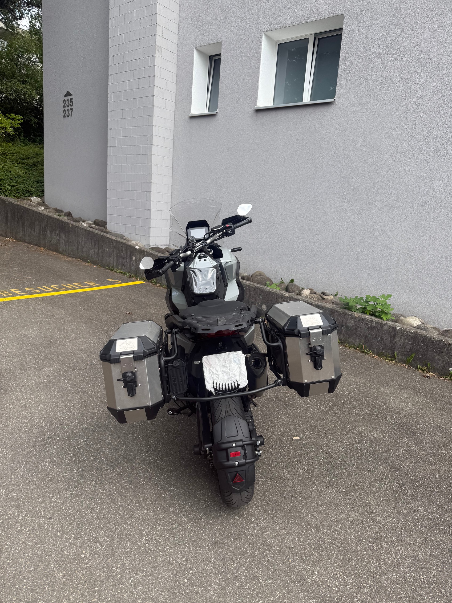 HONDA X-ADV 750 (35kW)-image-3