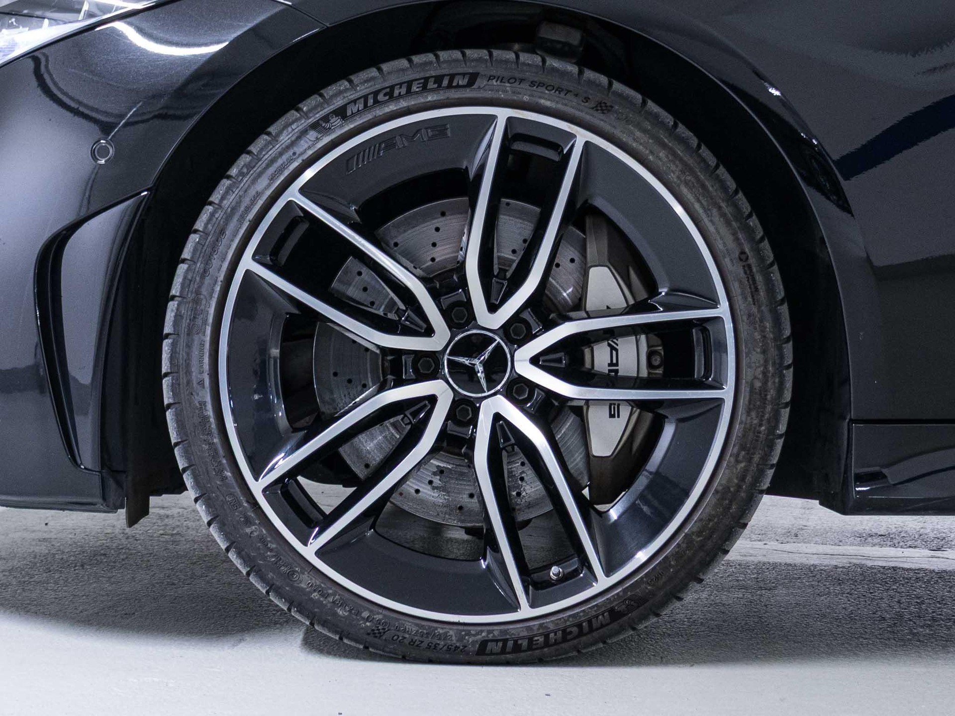 MERCEDES-BENZ CLS 53 AMG 4matic+-image-14