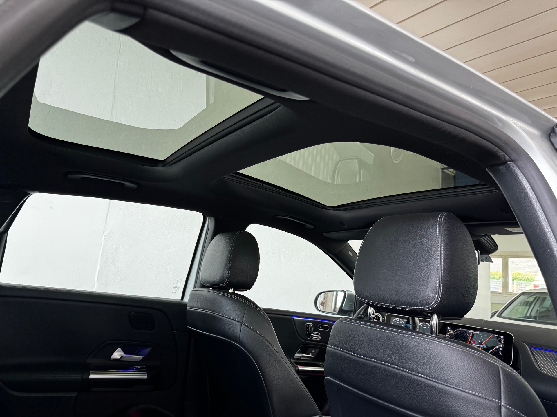 MERCEDES-BENZ B 220 4Matic Progressive 7G-DCT-image-28