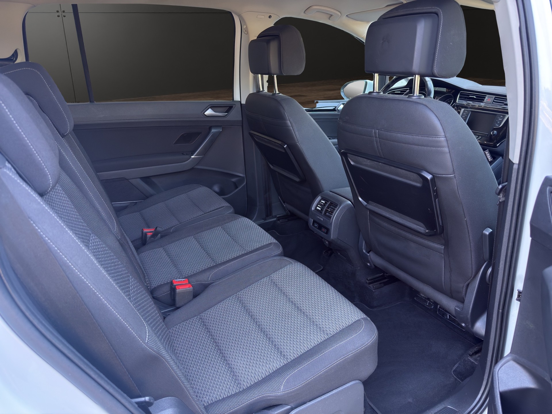 VW Touran 1.4 TSI BlueMotion Technology Family DSG 7Plätzer-image-13