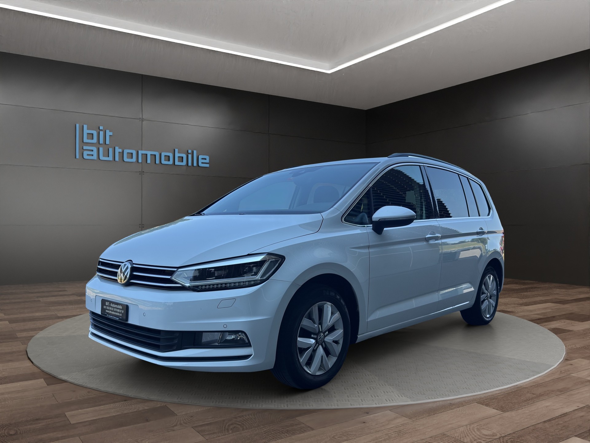 VW Touran 1.4 TSI BlueMotion Technology Family DSG 7Plätzer