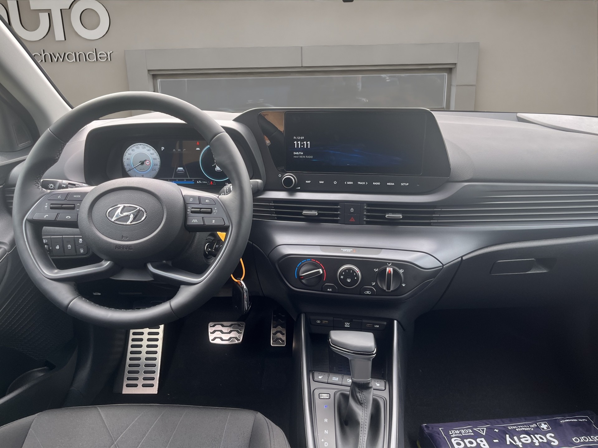 HYUNDAI Bayon 1.0 T-GDi Amplia DCT-image-10