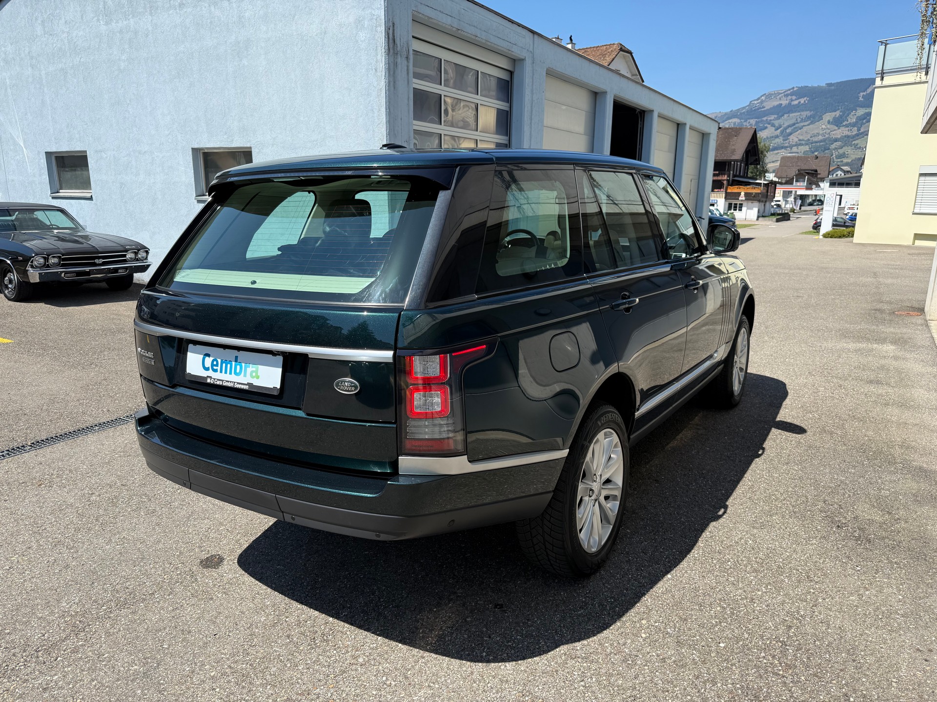 LAND ROVER Range Rover 4.4 SDV8 Vogue Automatic-showroom-element-3
