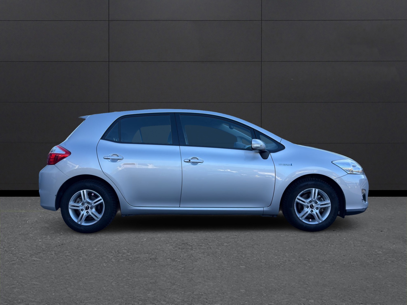 TOYOTA Auris 1.8 16V HSD Linea Luna-image-5