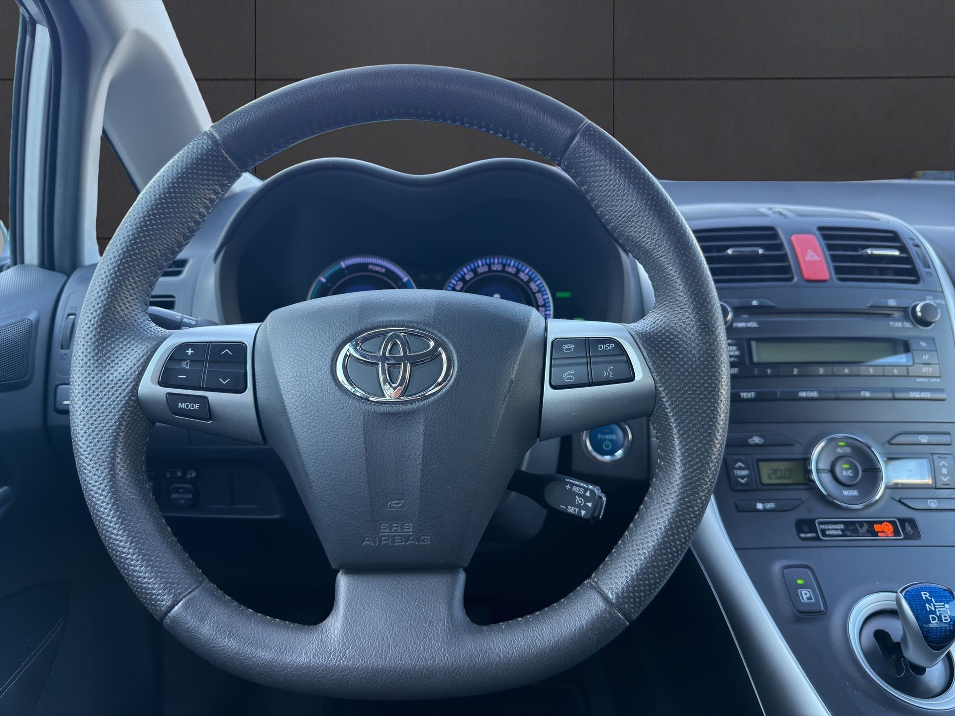 TOYOTA Auris 1.8 16V HSD Linea Luna-image-10