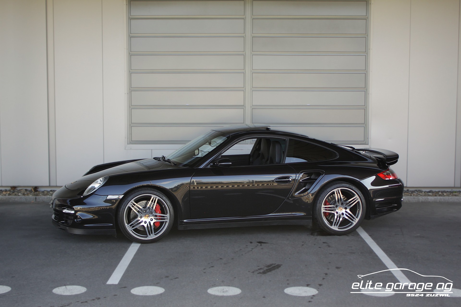 PORSCHE 911 Turbo LIEBHABERFAHRZEUG
