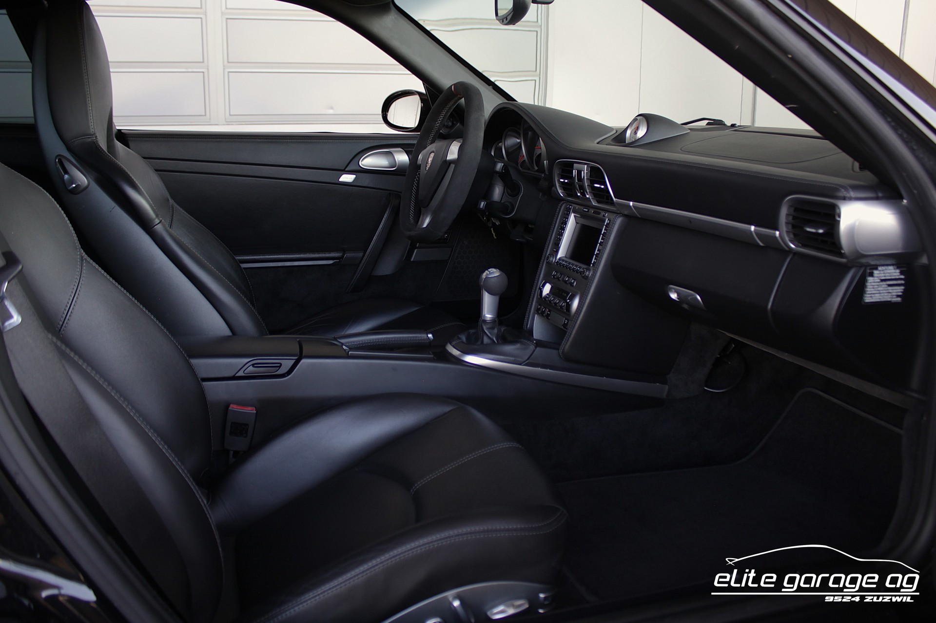 PORSCHE 911 Turbo LIEBHABERFAHRZEUG-image-15