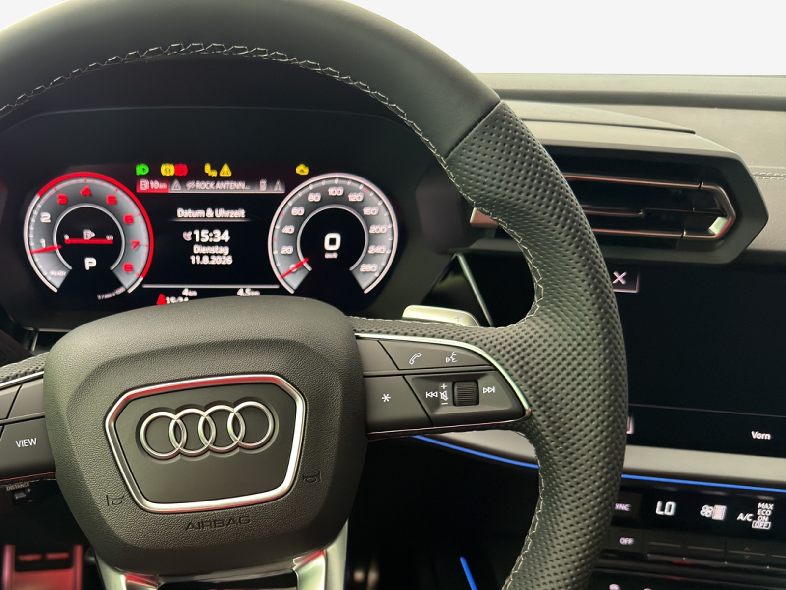 AUDI A3 Sportback TFSI 110 kW Attraction S tronic-image-9