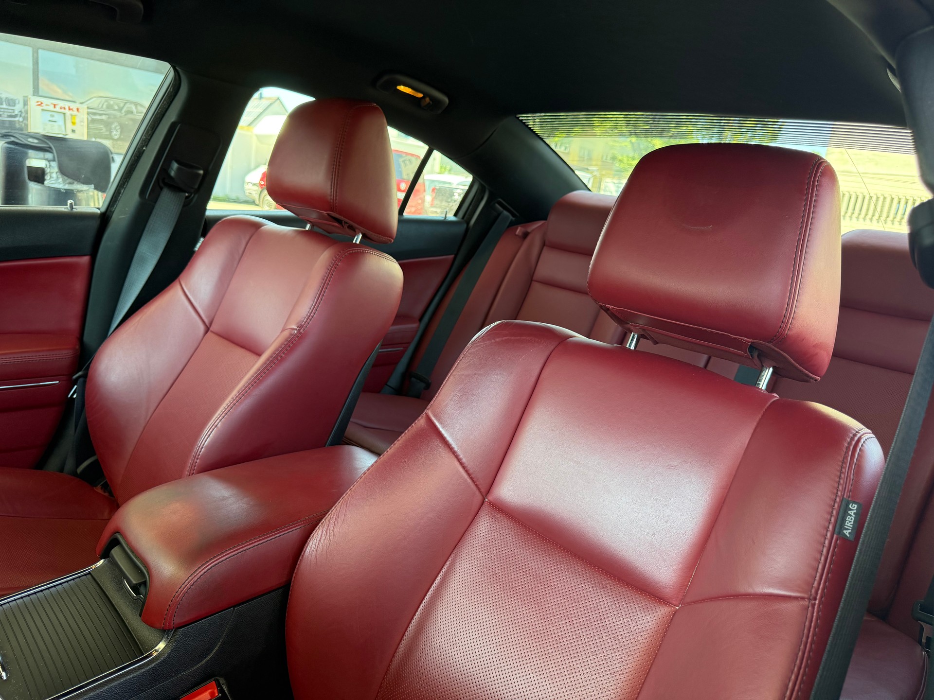 DODGE Charger-image-11