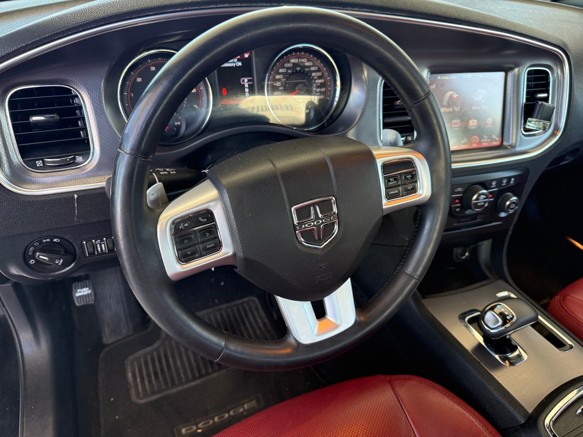 DODGE Charger-image-12